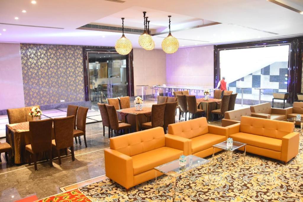 The Grand Village Moradabad Exterior foto